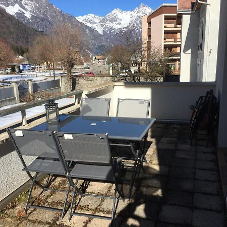 Superbe Appartement A Bourg D'Oisans Avec Terrasse Sud Le Bourg-d'Oisans Exterior photo